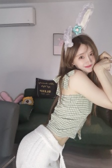 桌子上做剧烈运动DOI